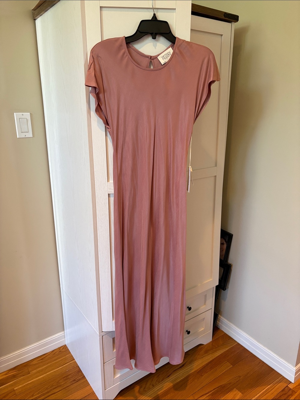 Fifteen Twenty Mauve Short-Sleeve Maxi Dress size M Never worn with tags